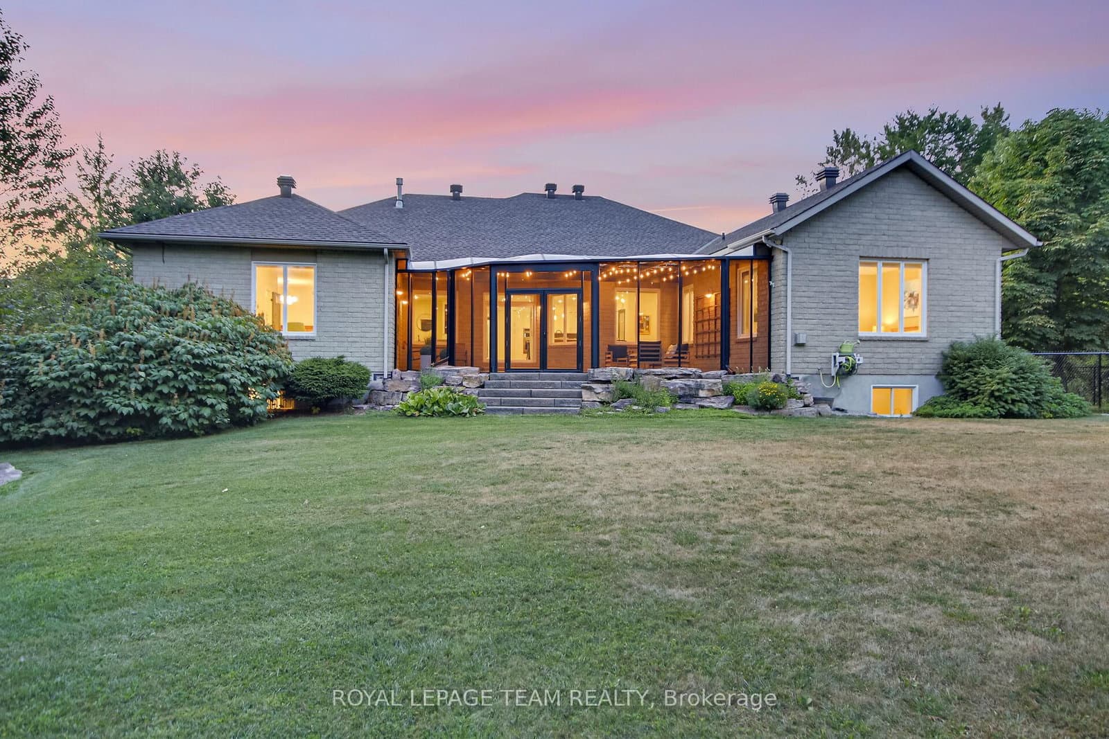 6196 Elkwood Drive, Ottawa, ON — photo 2