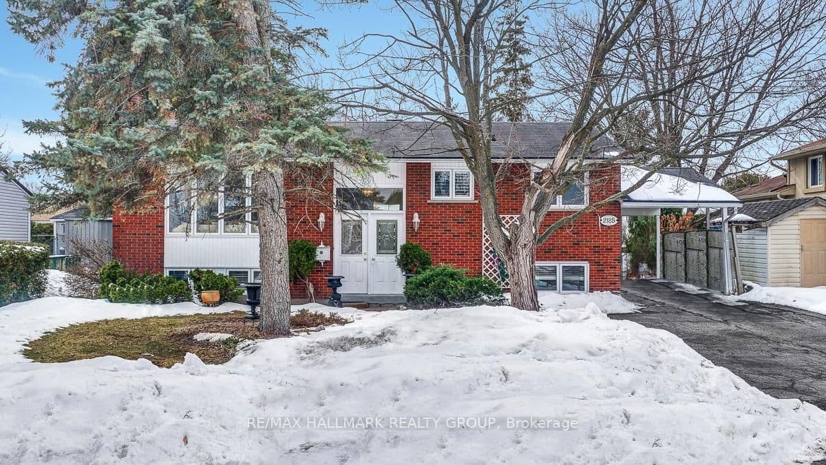 2185 Bickerton Avenue, Ottawa, ON