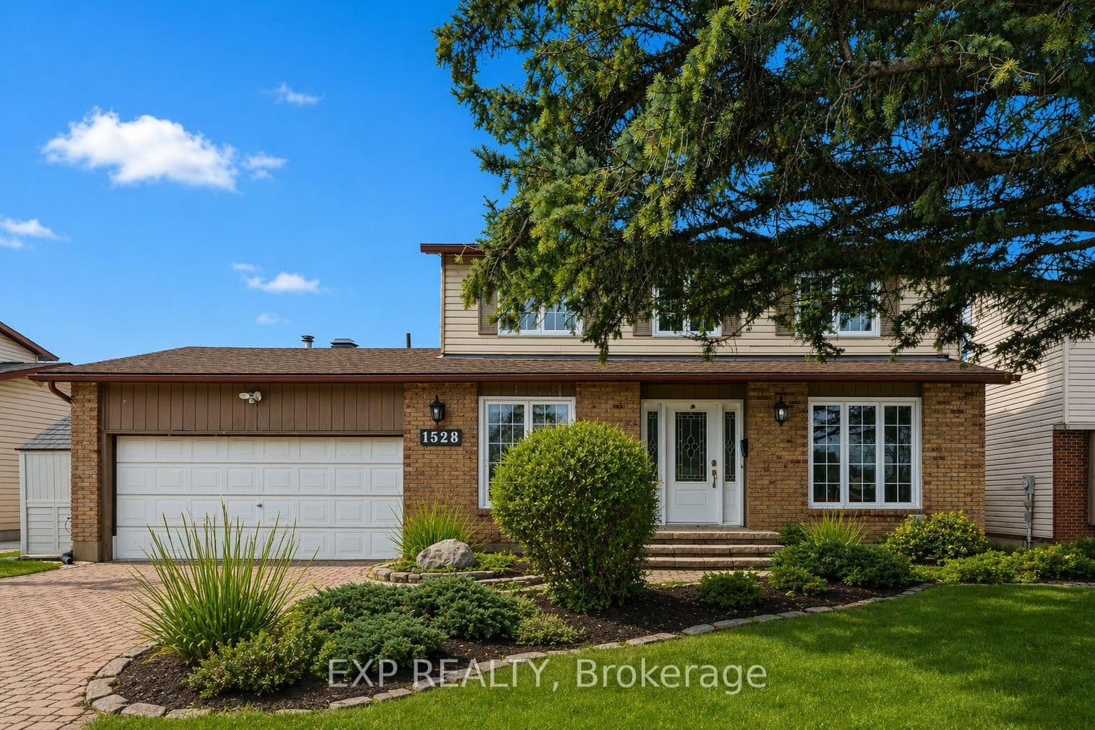 1528 Missyabit Drive, Ottawa, ON — photo 2