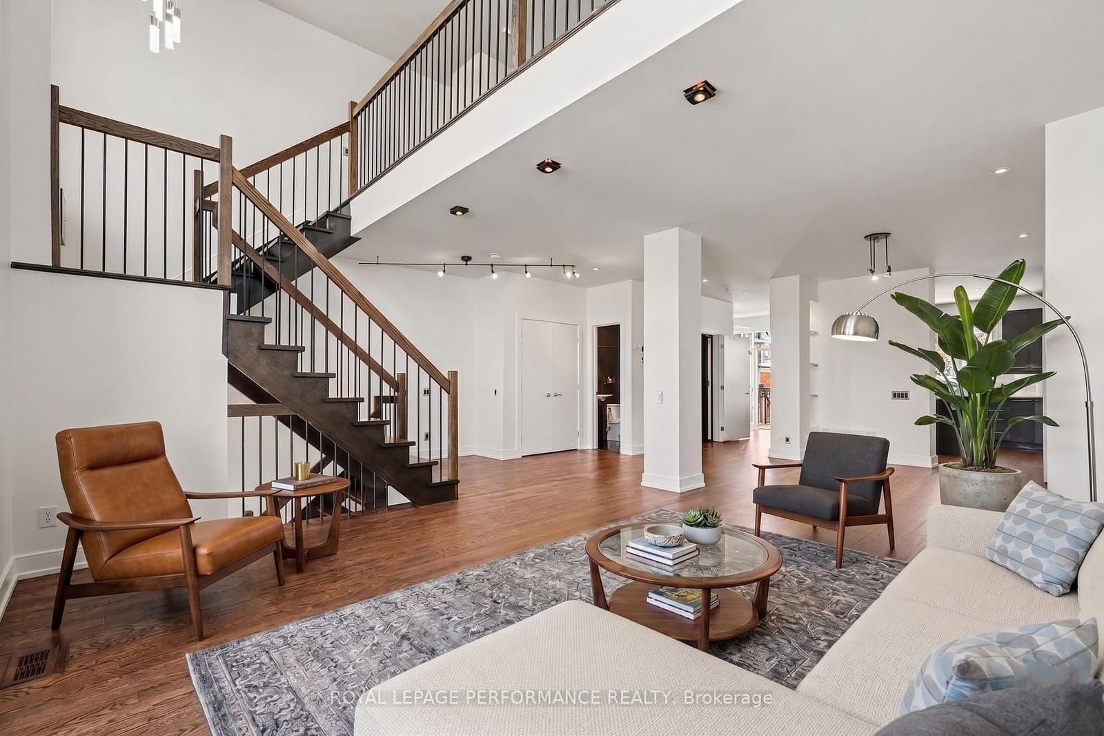 805 Kingsmere Avenue, Ottawa, ON — photo 2