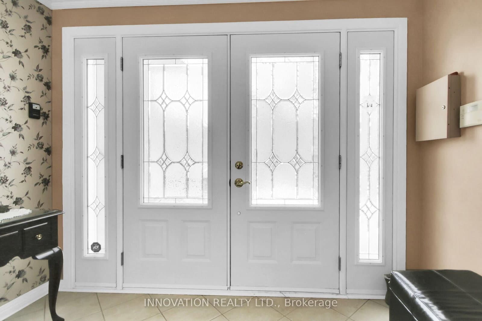 3024 Uplands Drive, Ottawa, ON — photo 2