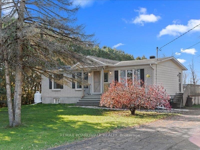 2462 Dunning Road, Sarsfield, ON