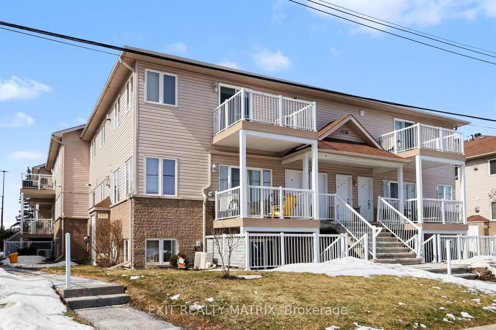 2 - 1238 Marenger Street, Ottawa, ON — photo 2