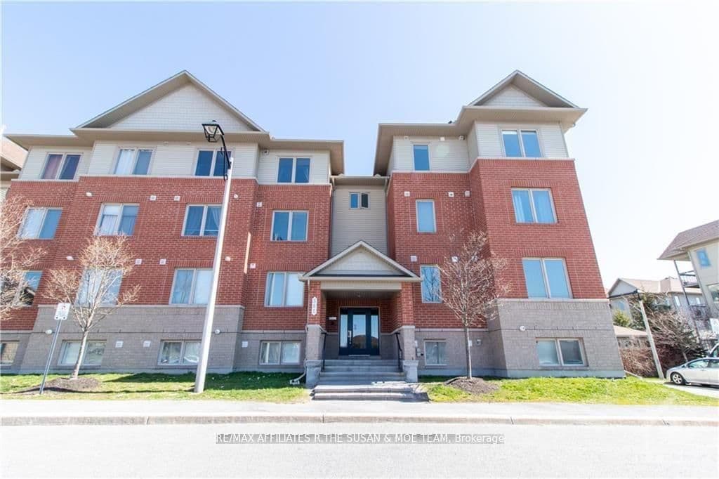 8 - 565 Stonefield Private, Ottawa, ON
