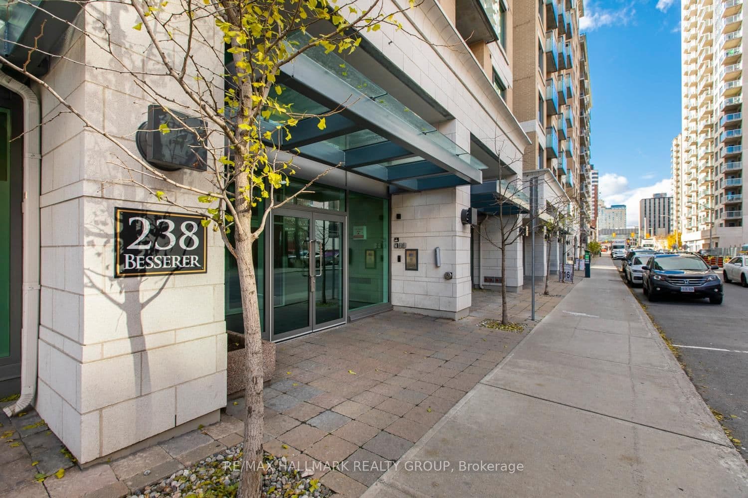 807 - 238 BESSERER Street, Ottawa, ON