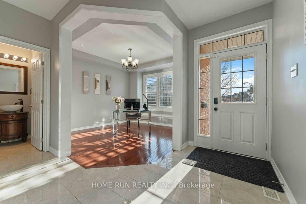 2721 Grand Vista Circle, Ottawa, ON — photo 2