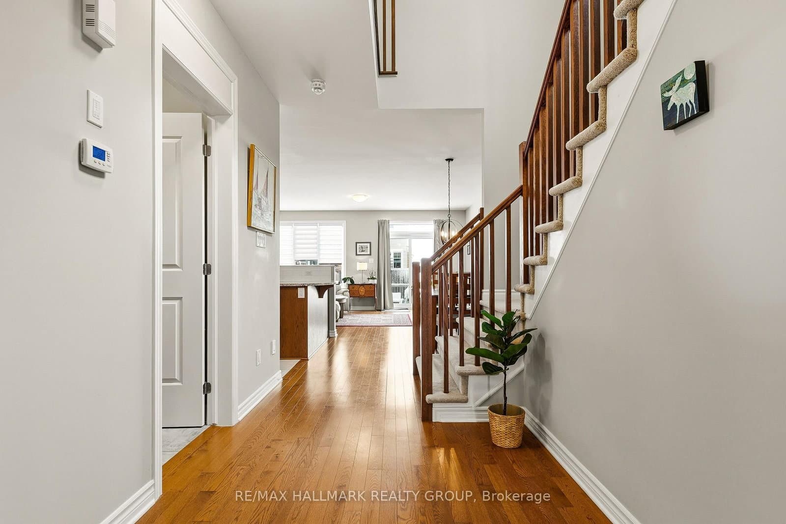 844 Cedar Creek Drive, Ottawa, ON — photo 3