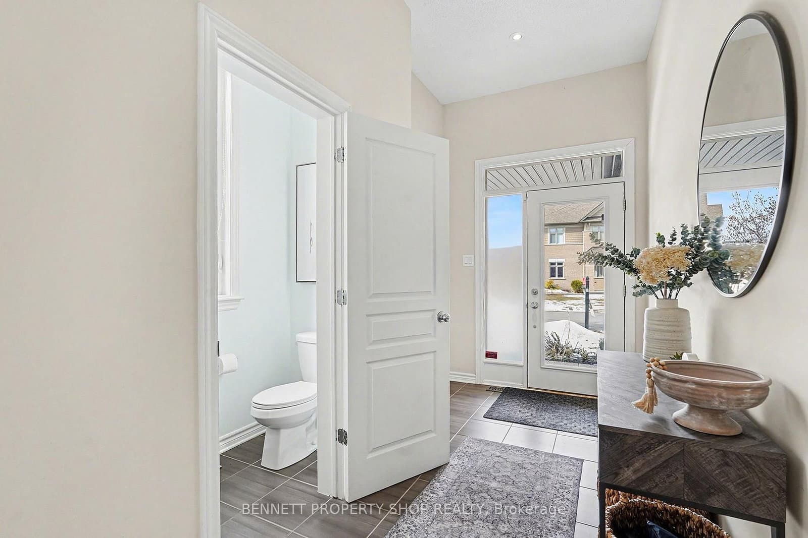 554 Stargazer Crescent, Ottawa, ON — photo 2