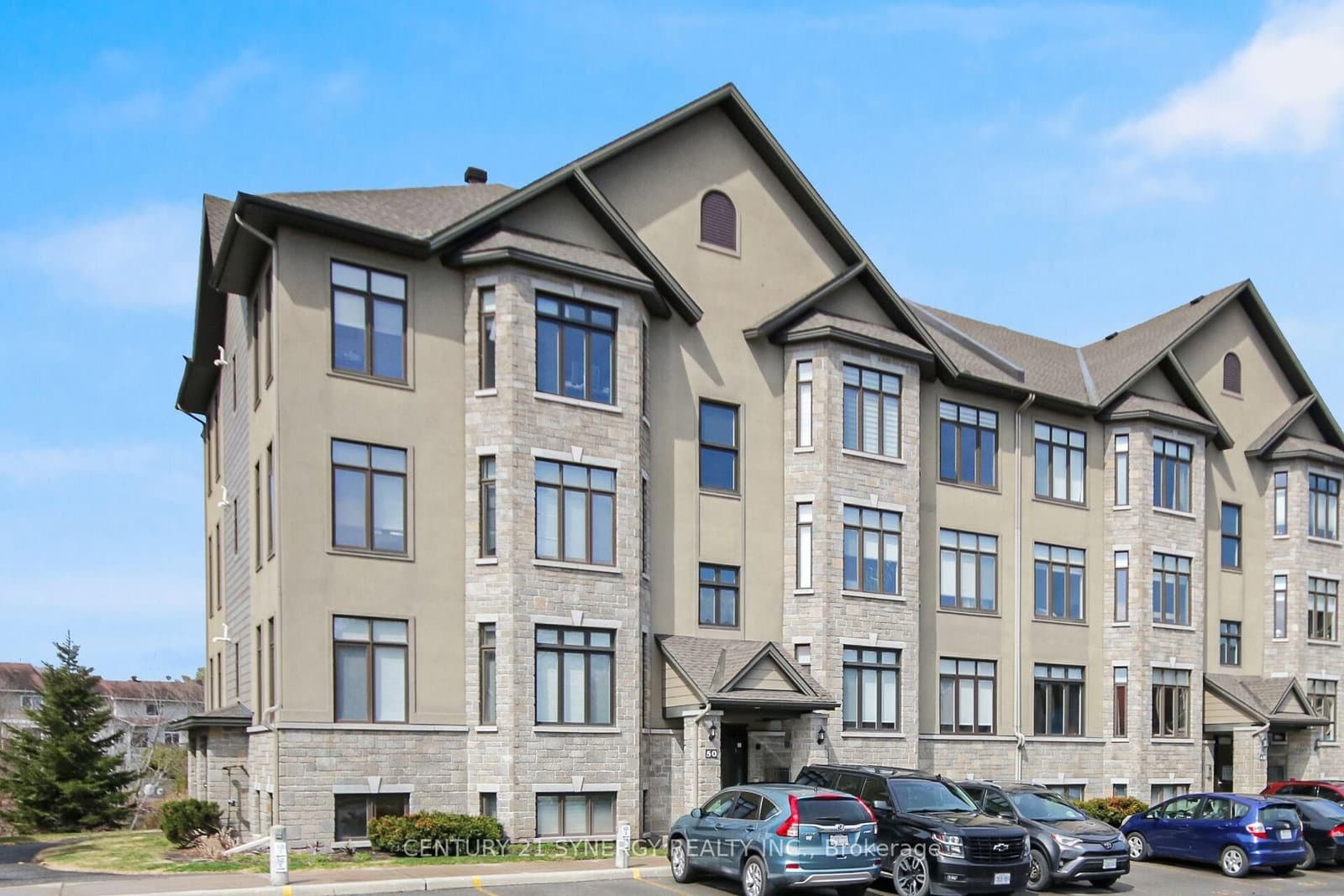 7 - 50 Prestige Circle, Ottawa, ON — photo 2