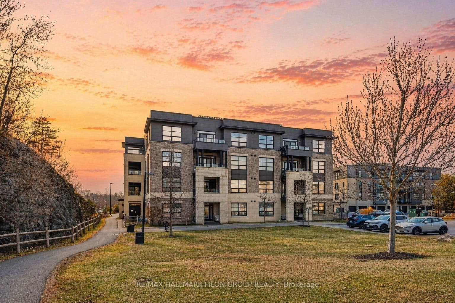 403 - 230 Titanium Private, Ottawa, ON