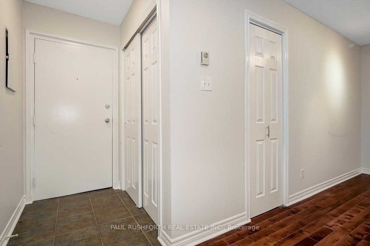 201 - 41 Hilda Street, Ottawa, ON — photo 3