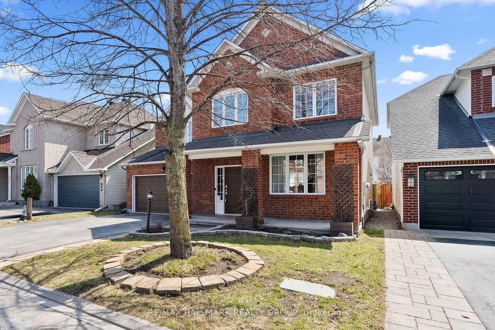 18 Irish Rose Crescent, Ottawa, ON — photo 3