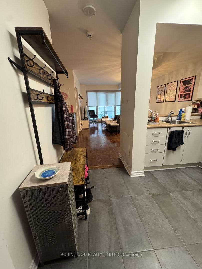 Unit 201 - 200 Rideau Street, Ottawa, ON