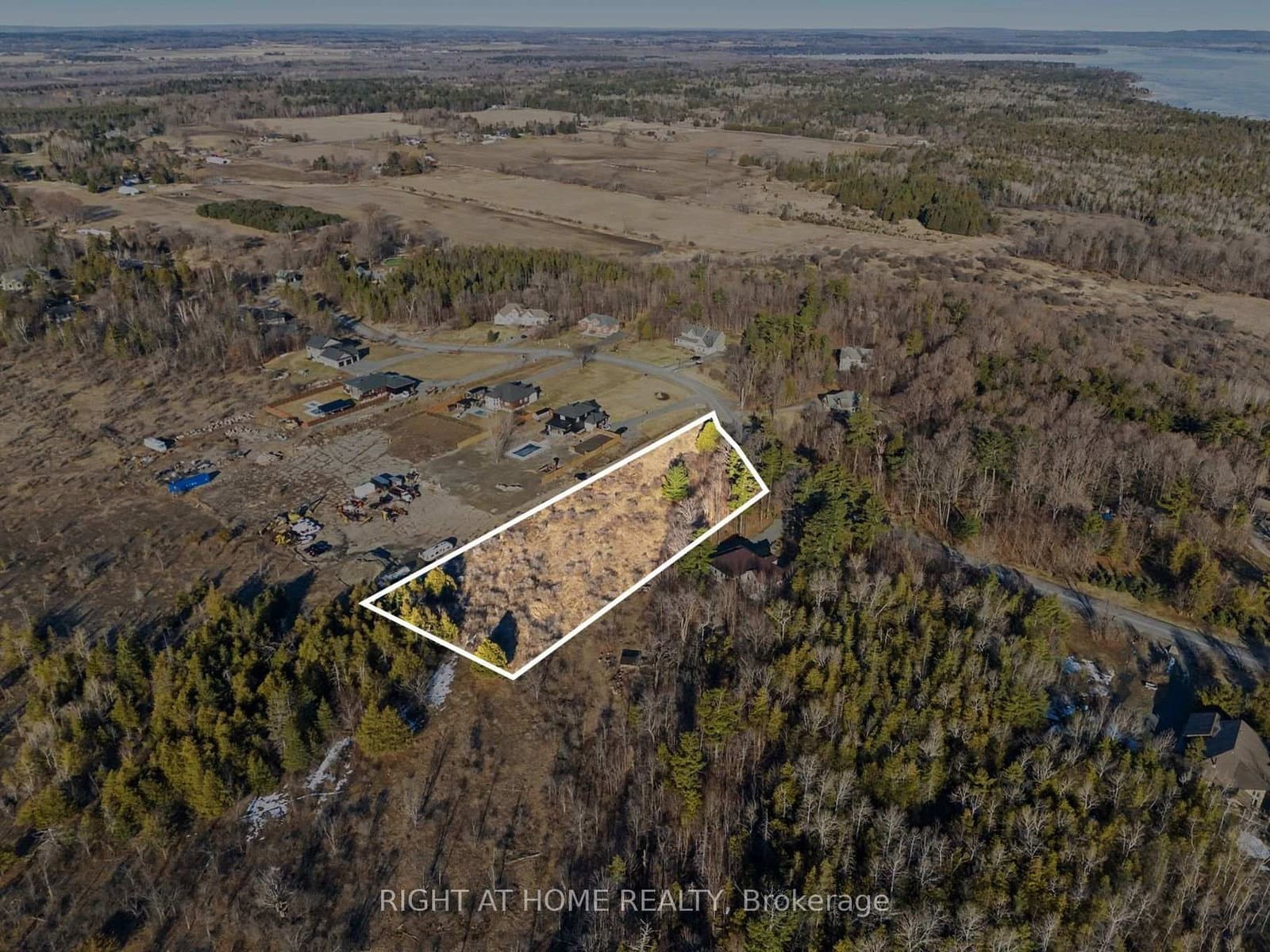 1041 Julia Court, Ottawa, ON