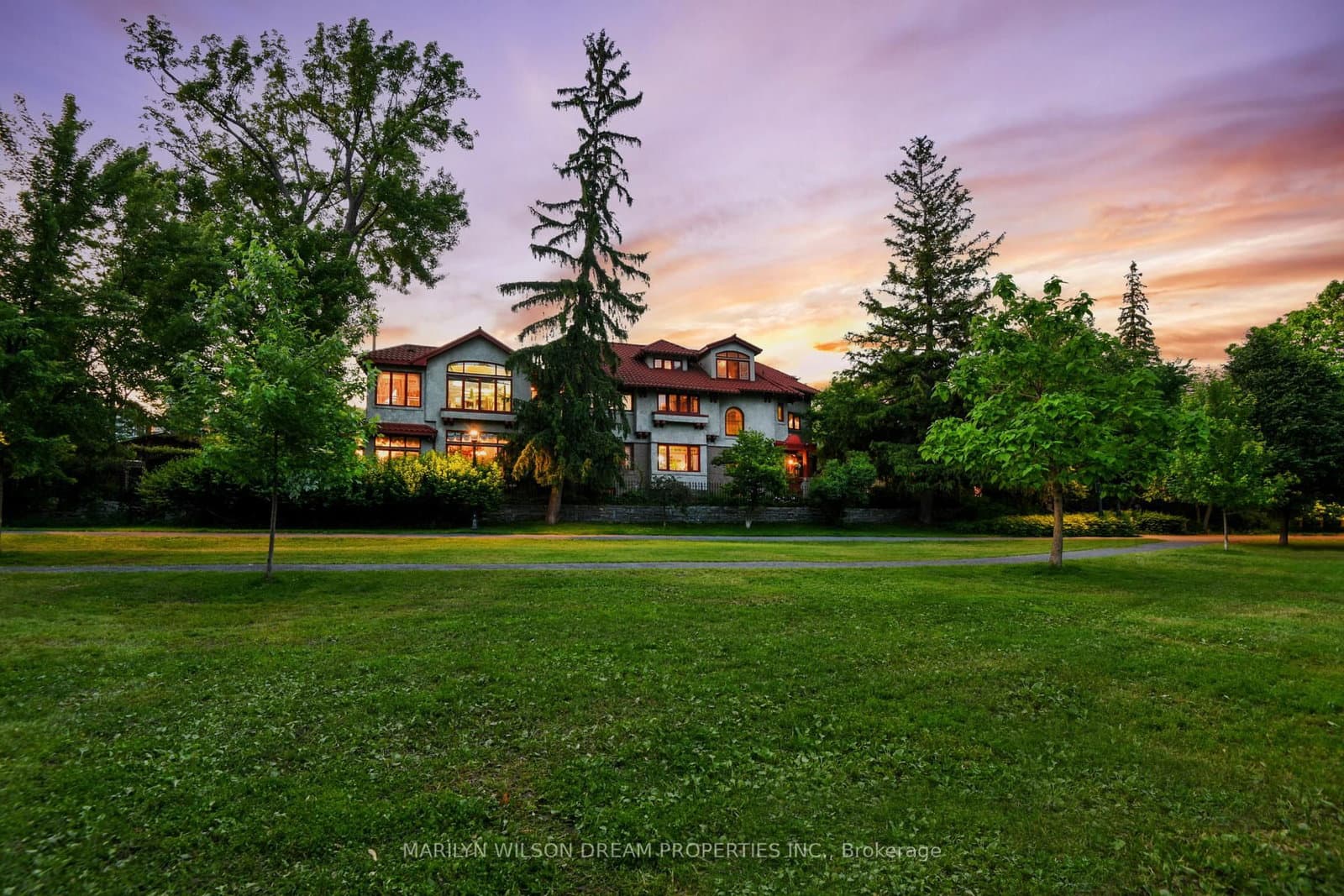 12 Allan Place, Ottawa, ON