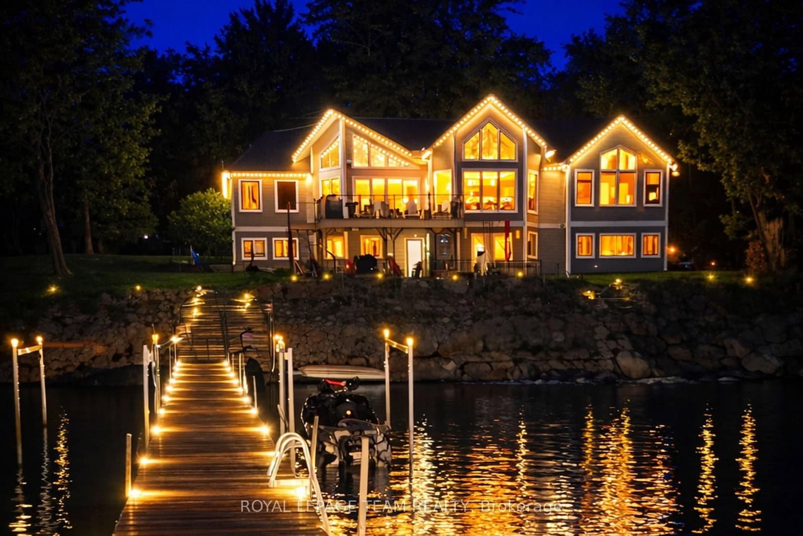 3778 Armitage Avenue, Ottawa, ON — photo 2