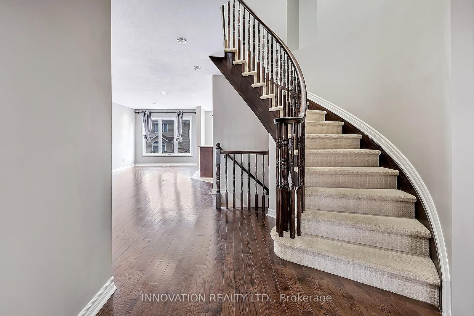 126 Garrity Crescent, Ottawa, ON — photo 3