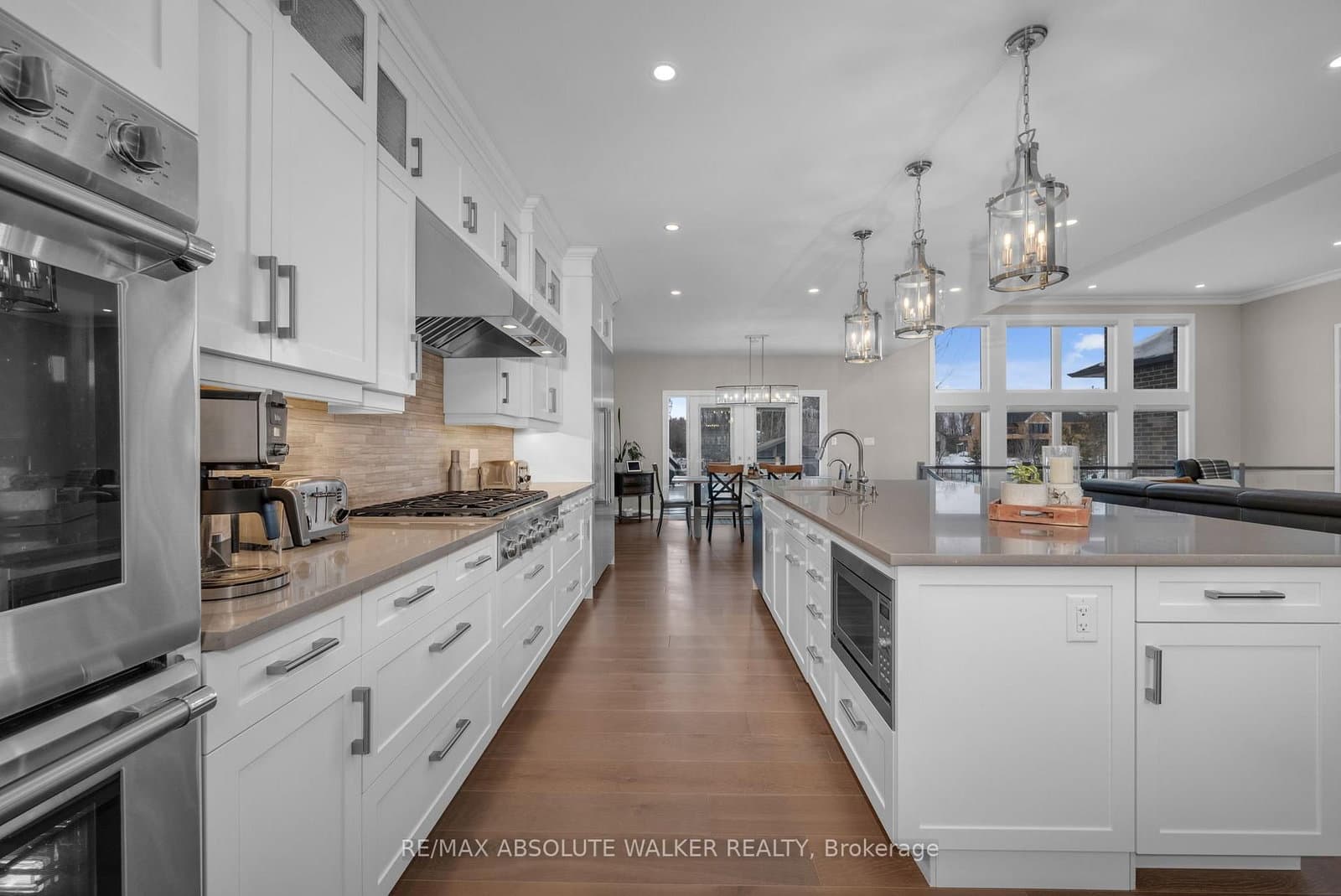 700 Mcmanus Avenue, Manotick, ON — photo 3