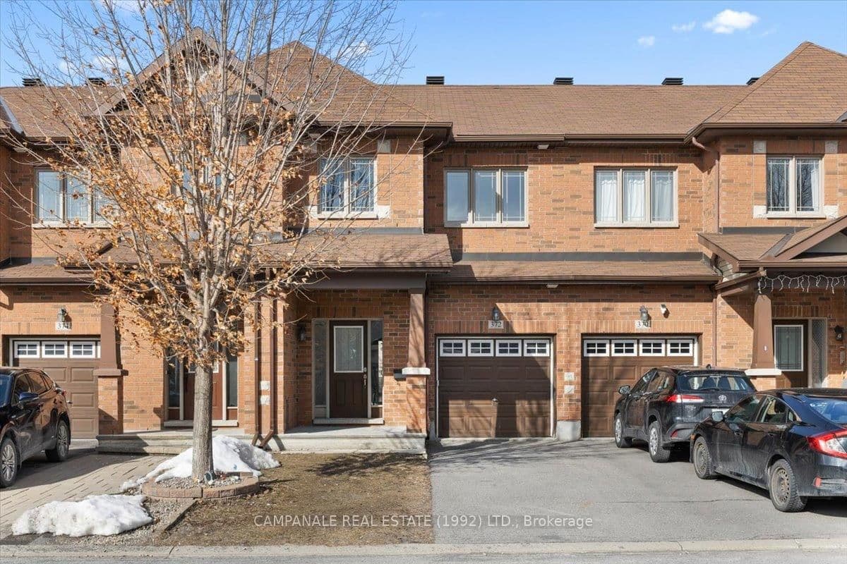 372 Via Verona Avenue, Ottawa, ON