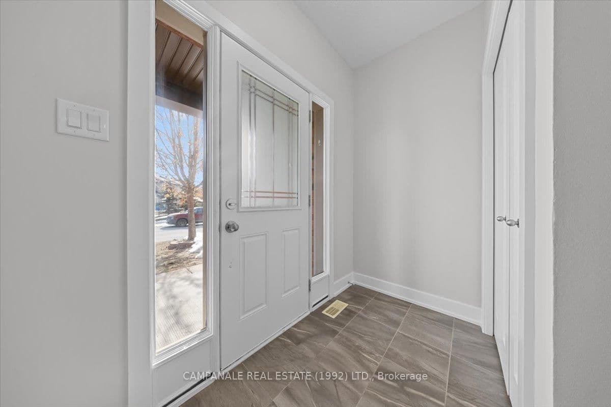 372 Via Verona Avenue, Ottawa, ON — photo 3