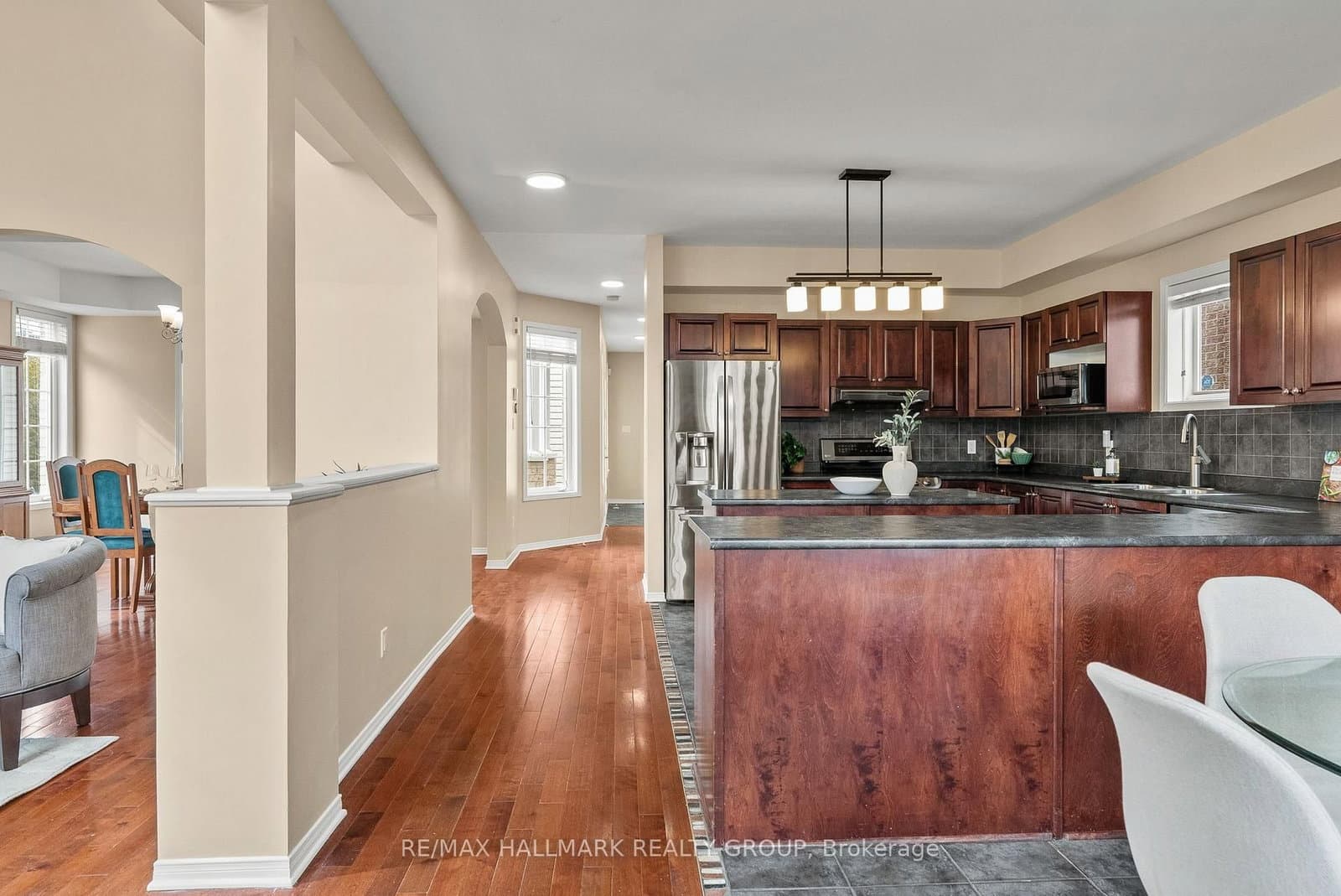 303 Parkin Circle, Ottawa, ON — photo 3