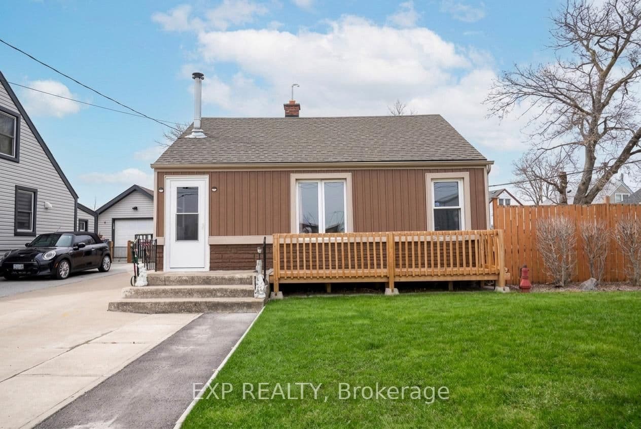 125 Grantham Avenue, St. Catharines, ON — photo 2