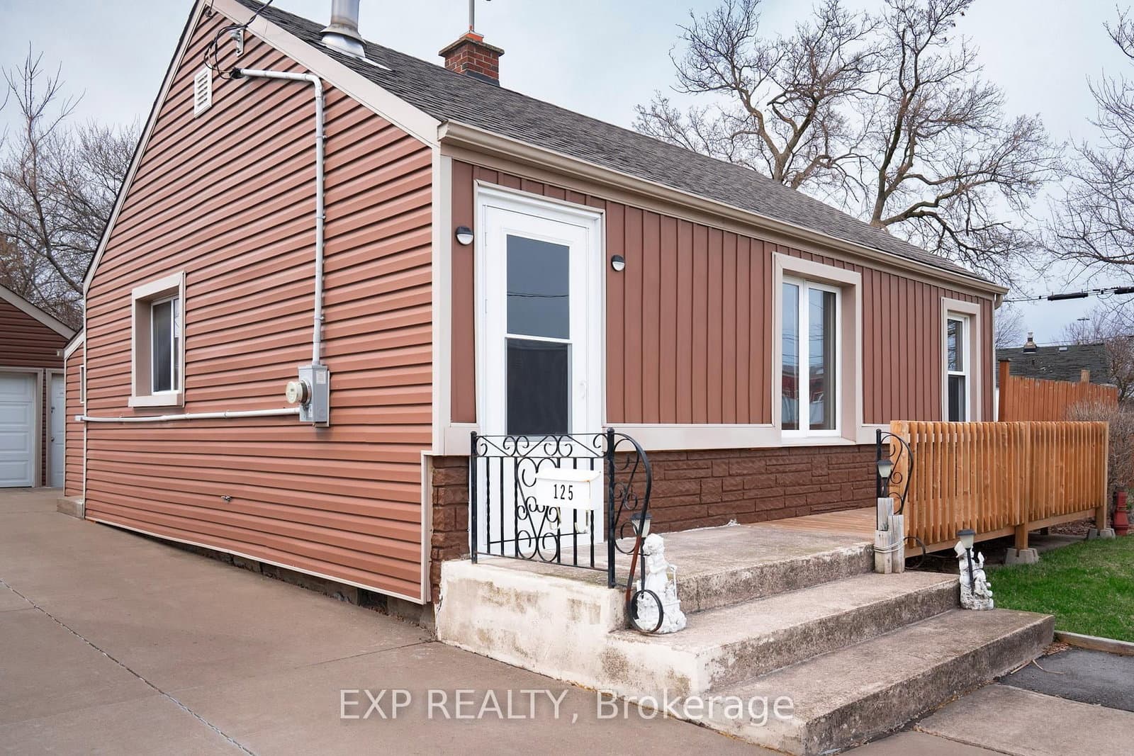 125 Grantham Avenue, St. Catharines, ON — photo 3