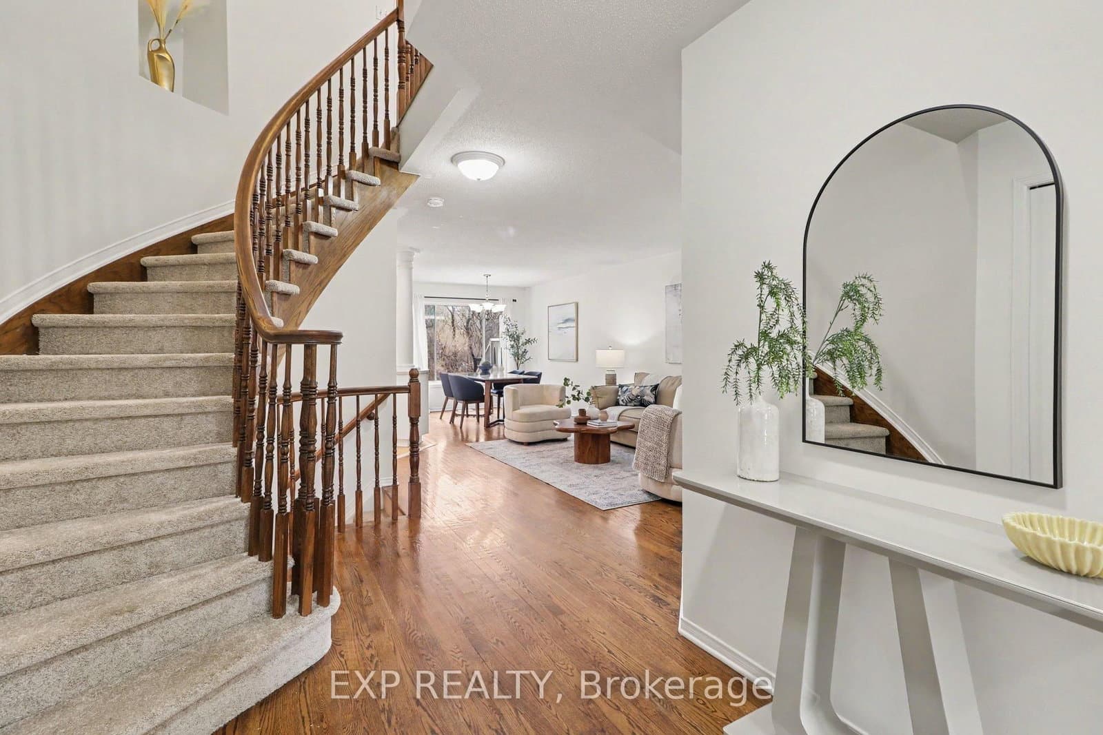 6322 Sablewood Place, Ottawa, ON — photo 3