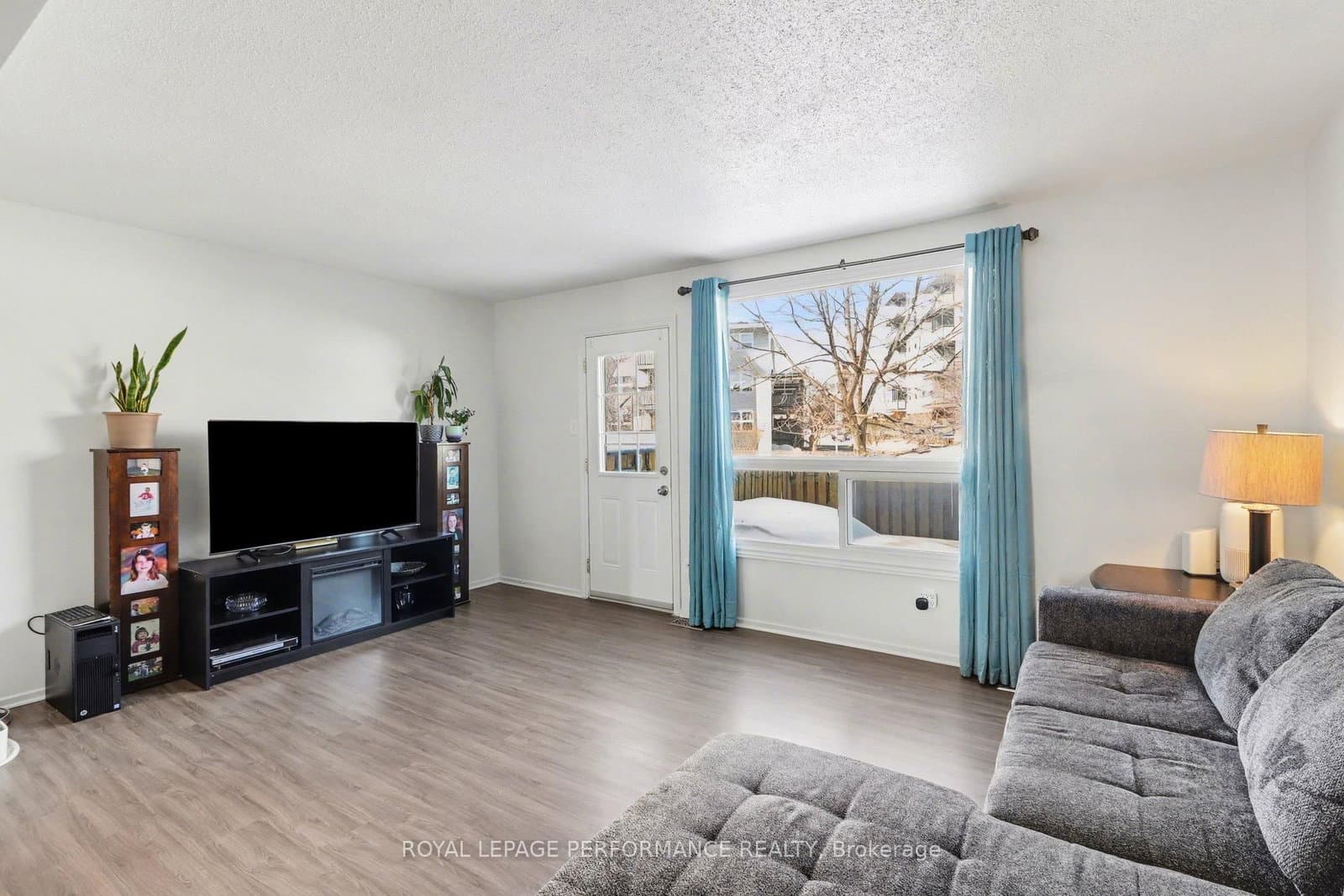 307 - 1441 Palmerston Drive, Ottawa, ON — photo 2