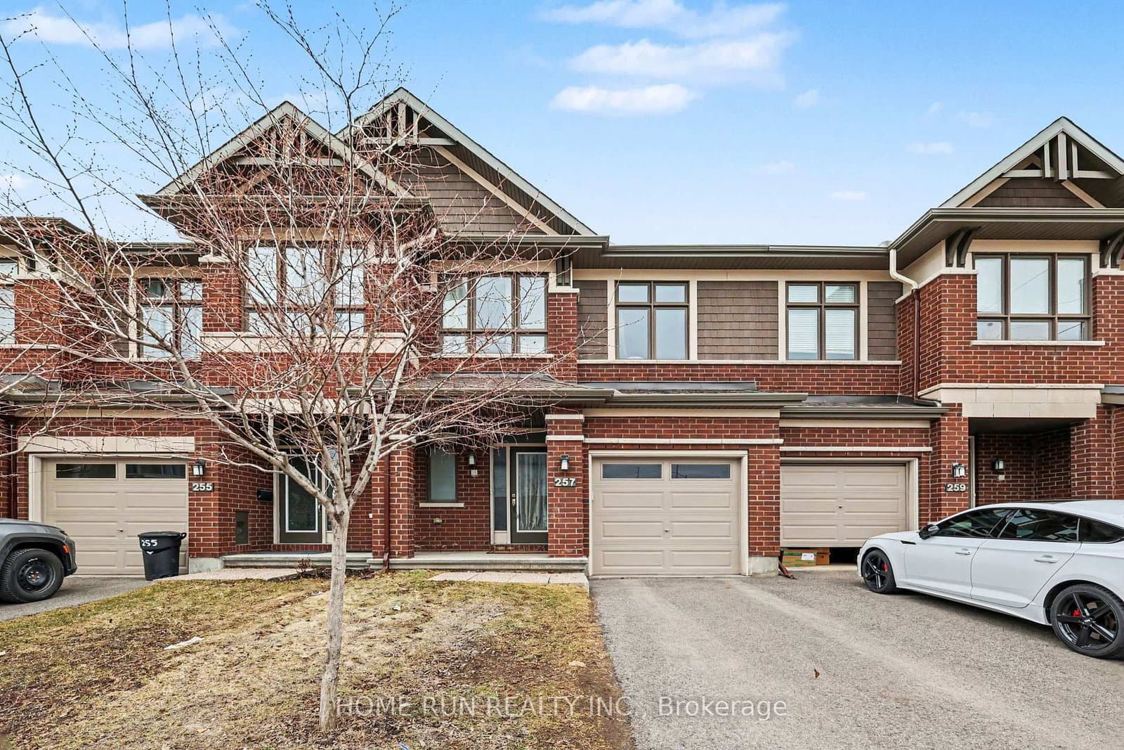 257 Dolce Crescent, Ottawa, ON