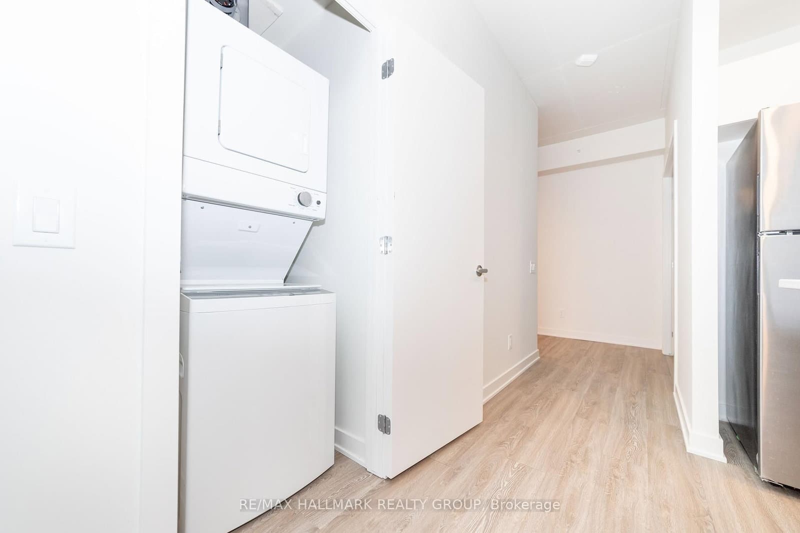 401 - 353 Gardner Street, Ottawa, ON — photo 2