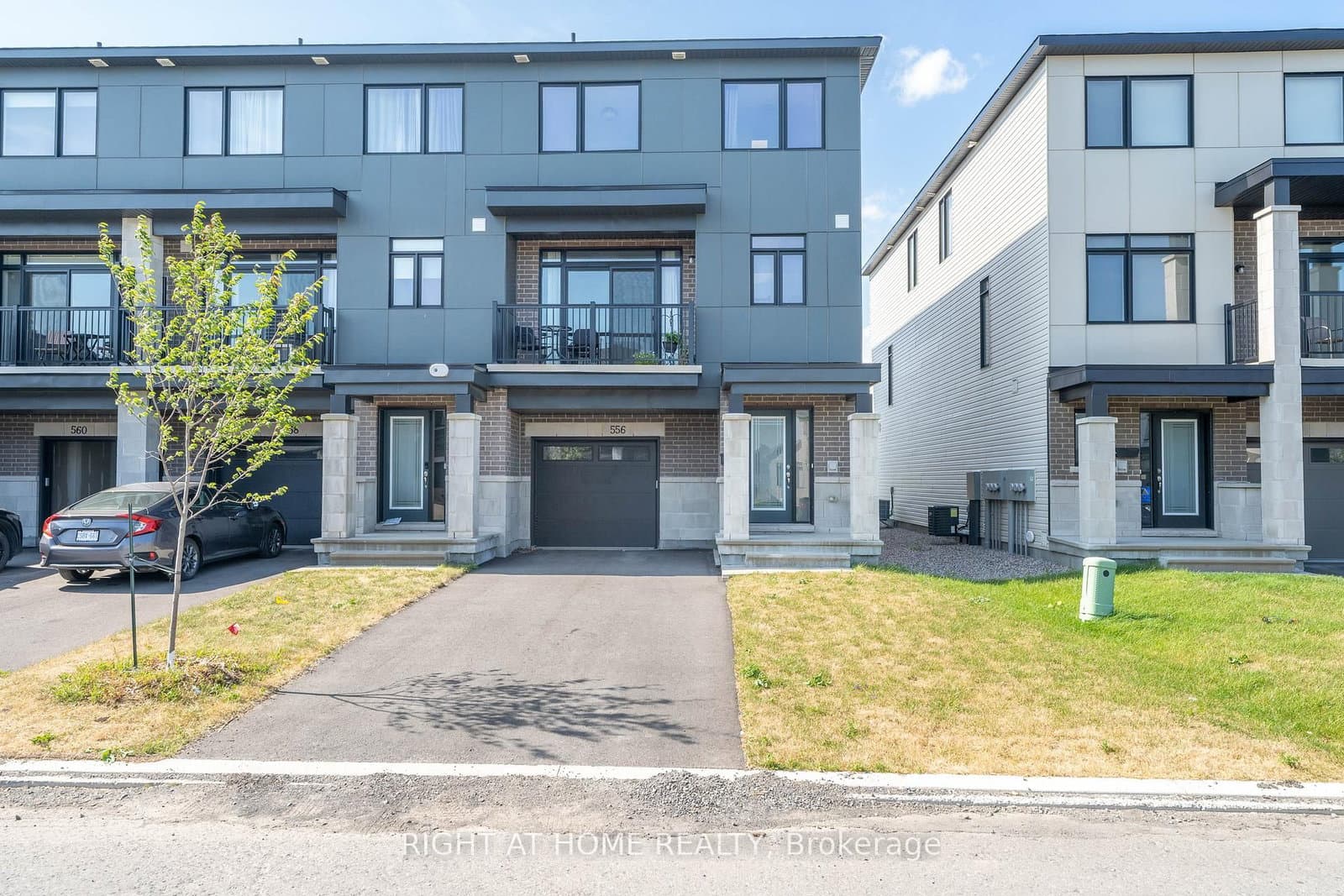 556 Tahoe Heights, Ottawa, ON