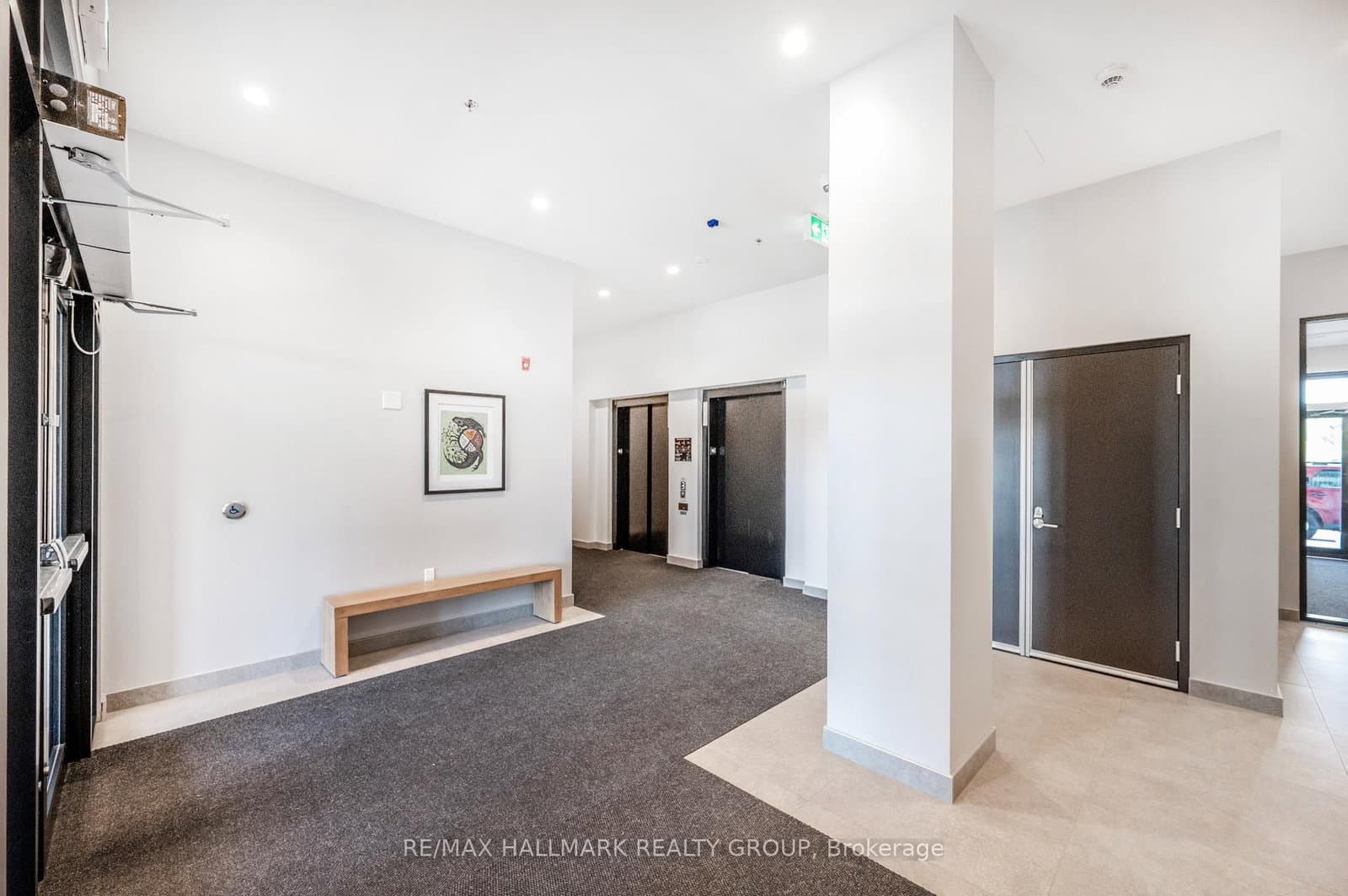 202 - 1350 Hemlock Road, Ottawa, ON — photo 3