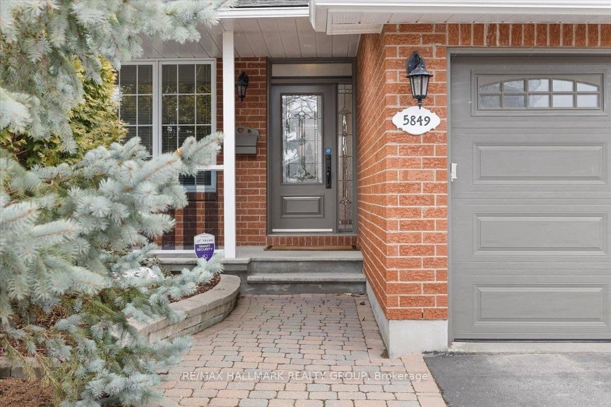 5849 Gladewoods Place, Ottawa, ON — photo 2