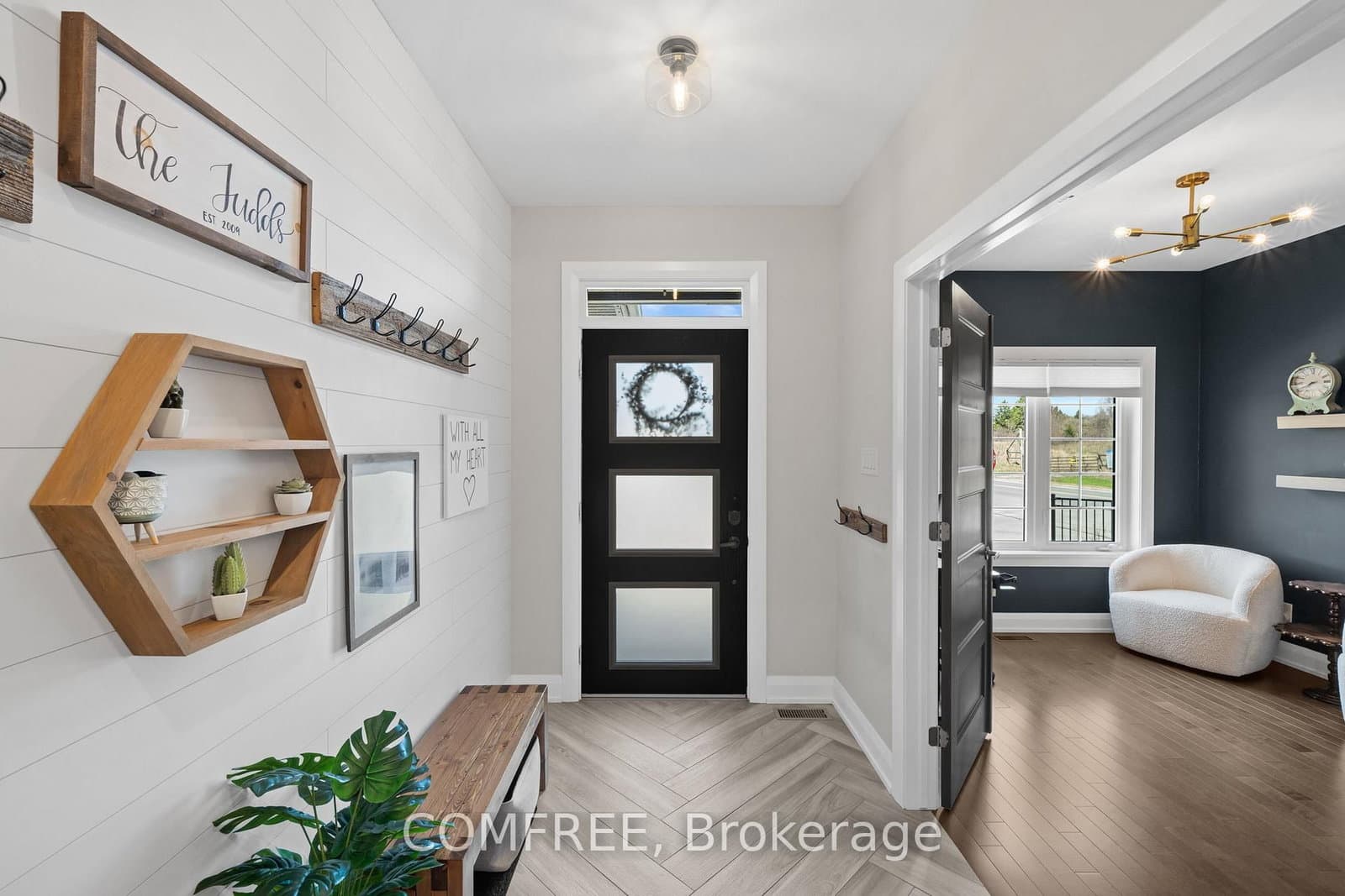 601 Meadowridge Circle, Carp, ON — photo 3