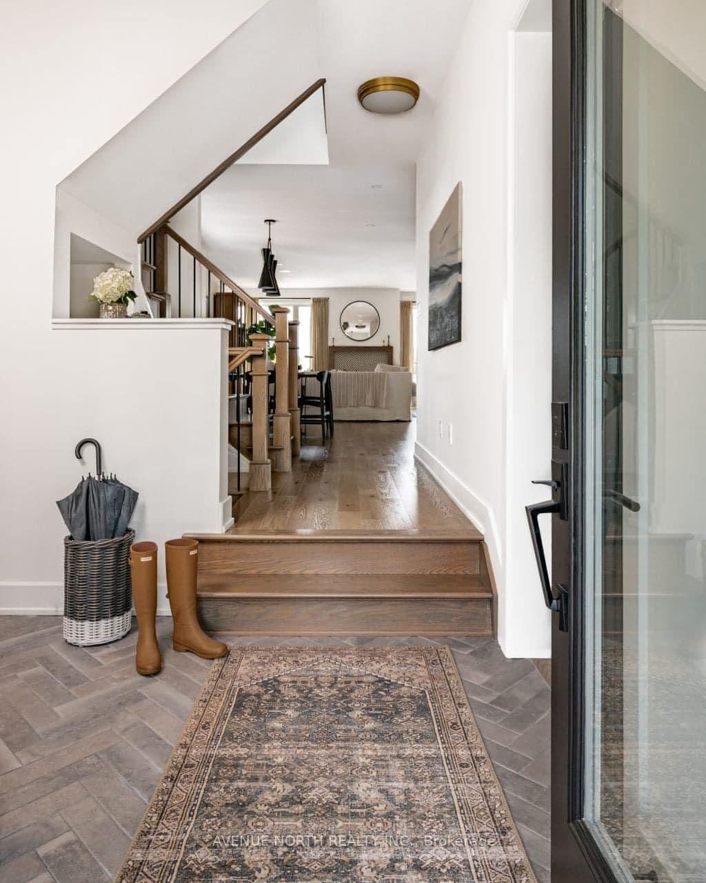 719 Kenny Gordon Avenue, Ottawa, ON — photo 2