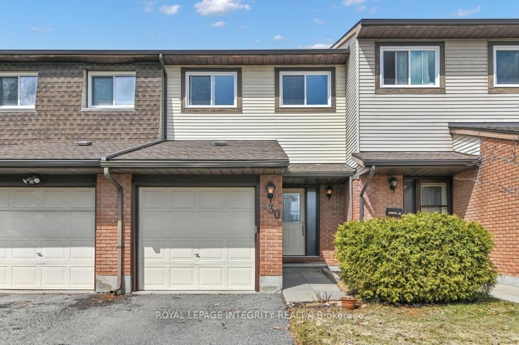 430 Sandhamn Private, Ottawa, ON