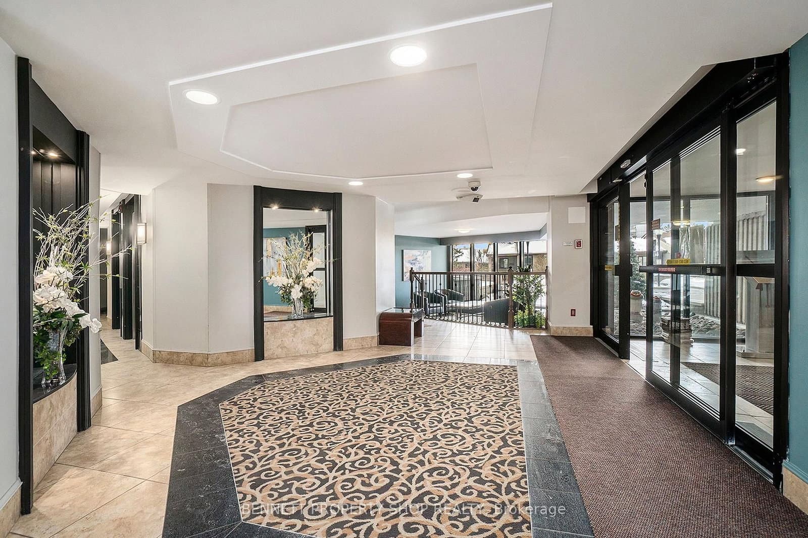 1201 - 1081 Ambleside Drive, Ottawa, ON — photo 2