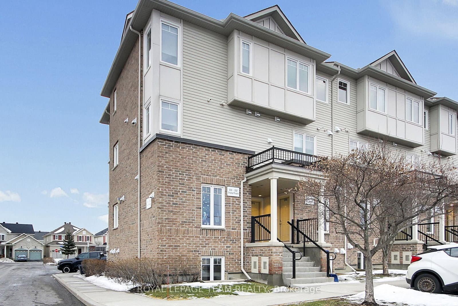 41 - 204 Shanly Private, Ottawa, ON — photo 2