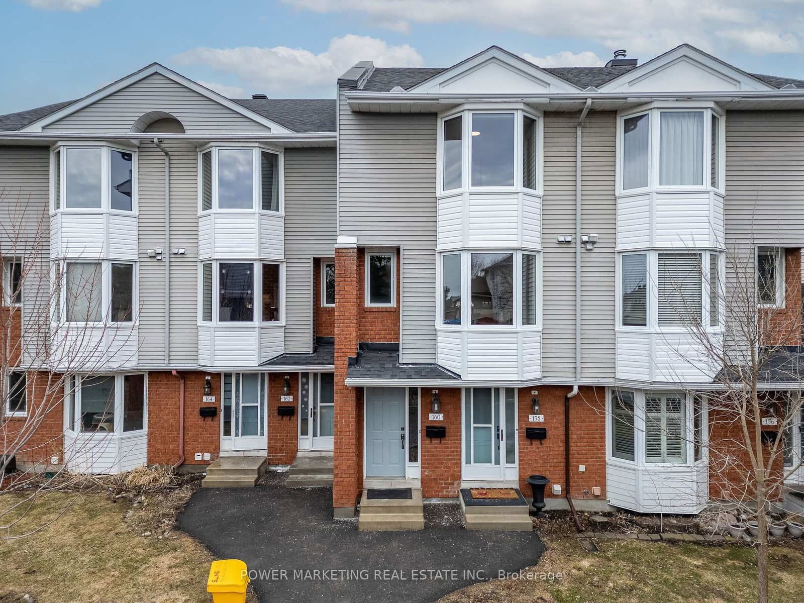 160 RUSHFORD Private, Ottawa, ON