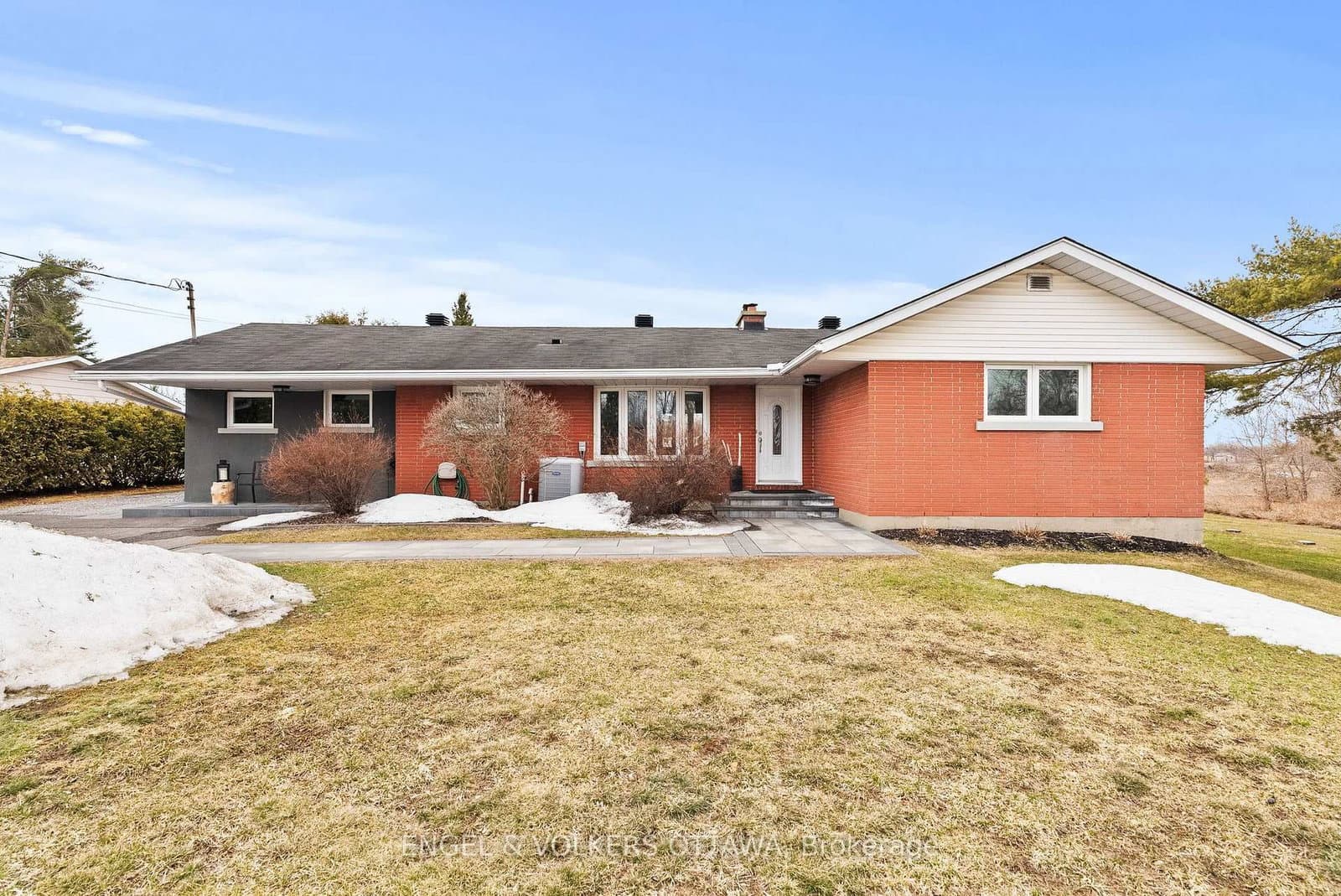 4624 Albion Road, Ottawa, ON