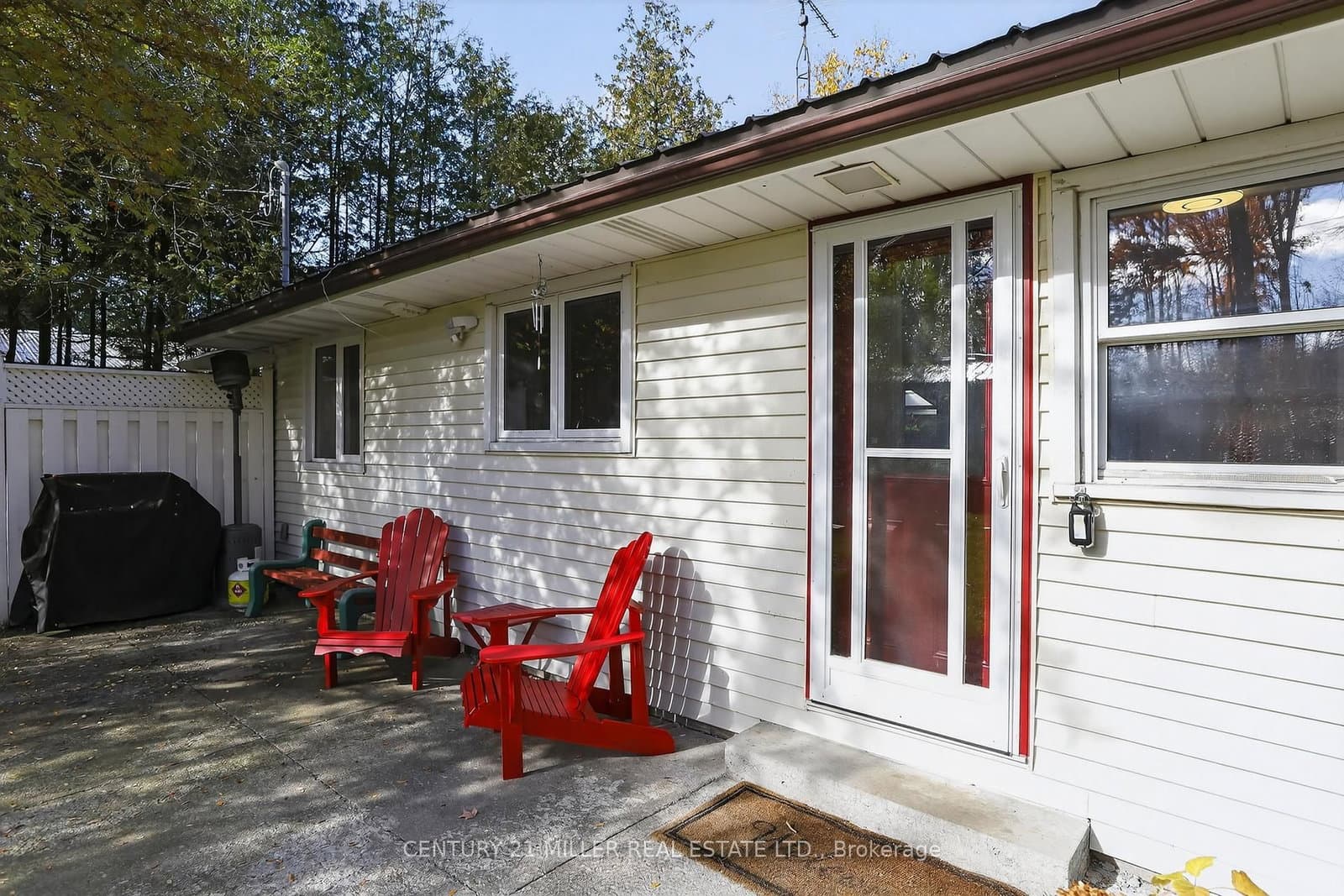 733 Marble Point Road, Limoges, ON — photo 3