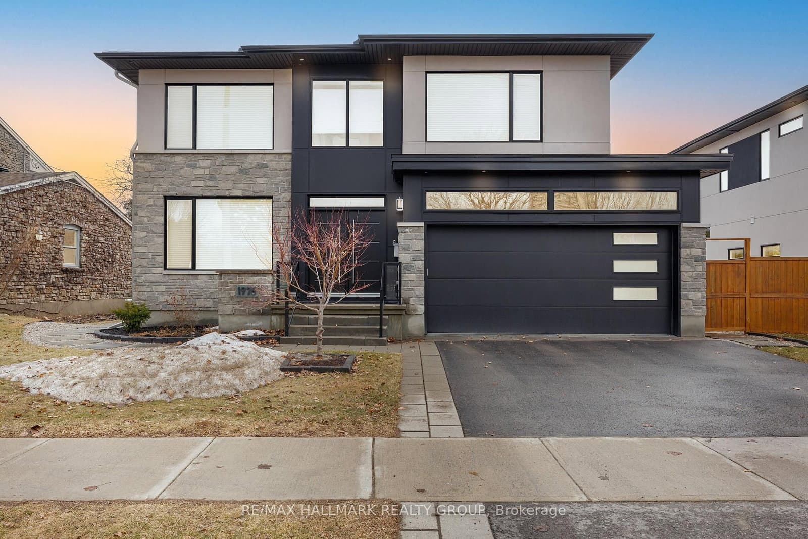 1976 Lenester Avenue, Ottawa, ON — photo 2