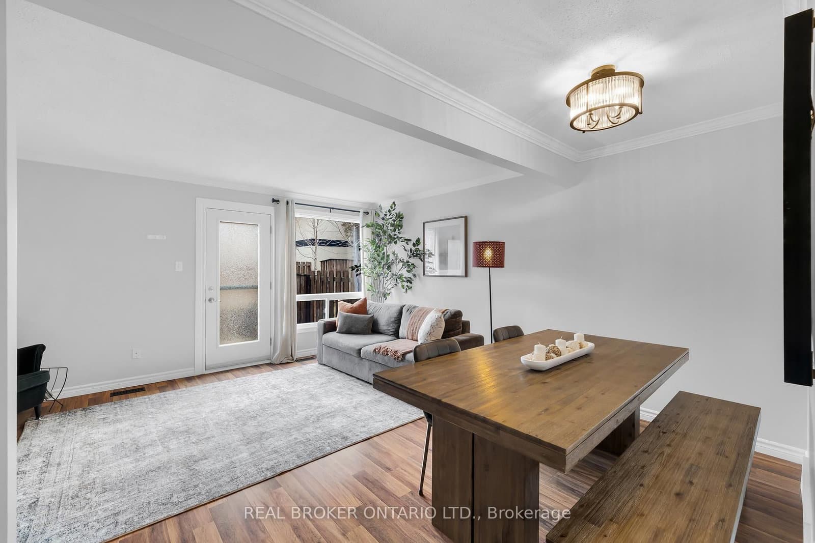 101 Mcclintock Way, Kanata, ON — photo 3