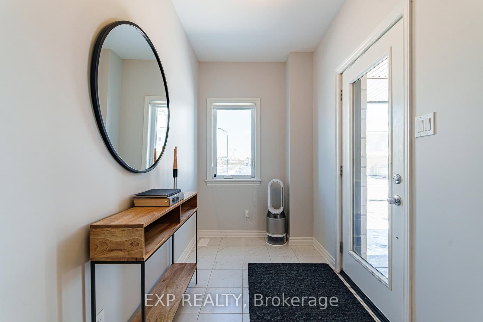 215 Pastel Way, Ottawa, ON — photo 2