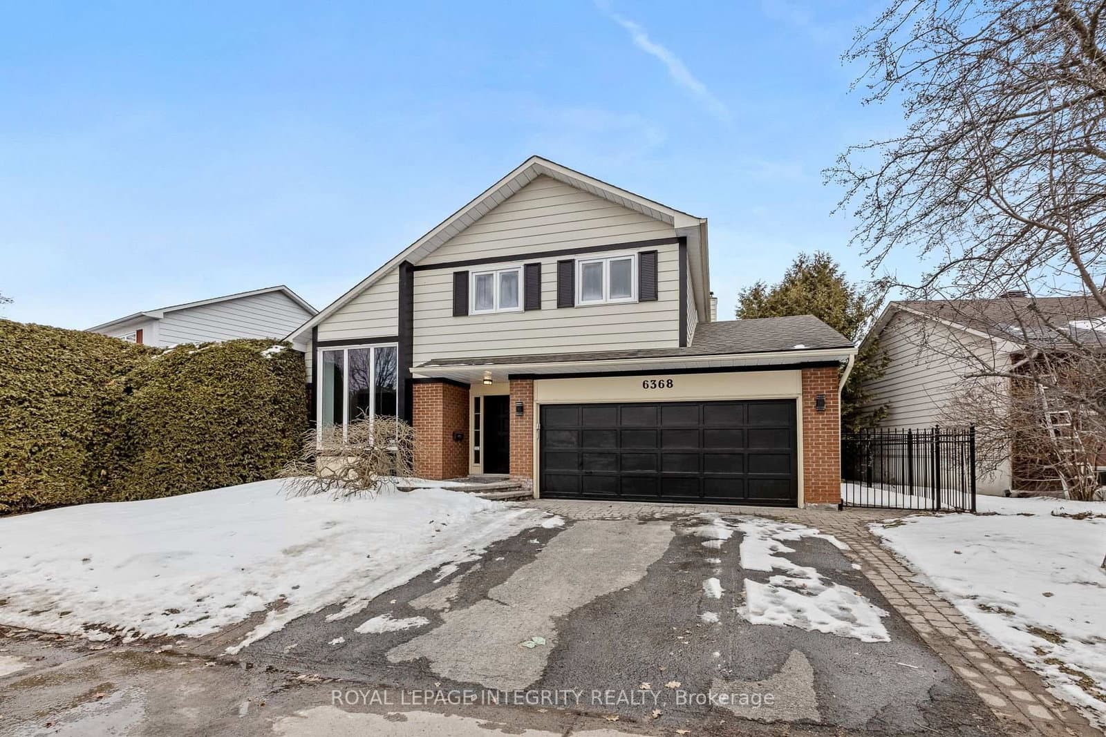 6368 Viseneau Drive, Orleans, ON