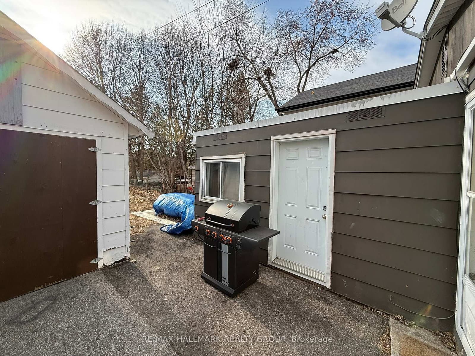 538 Broadhead Avenue, Ottawa, ON — photo 2