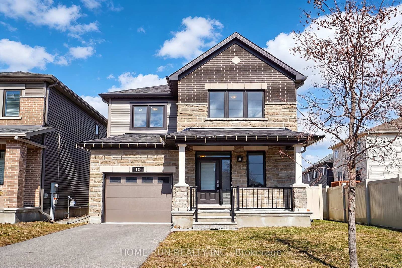 10 Eramosa Crescent, Kanata, ON