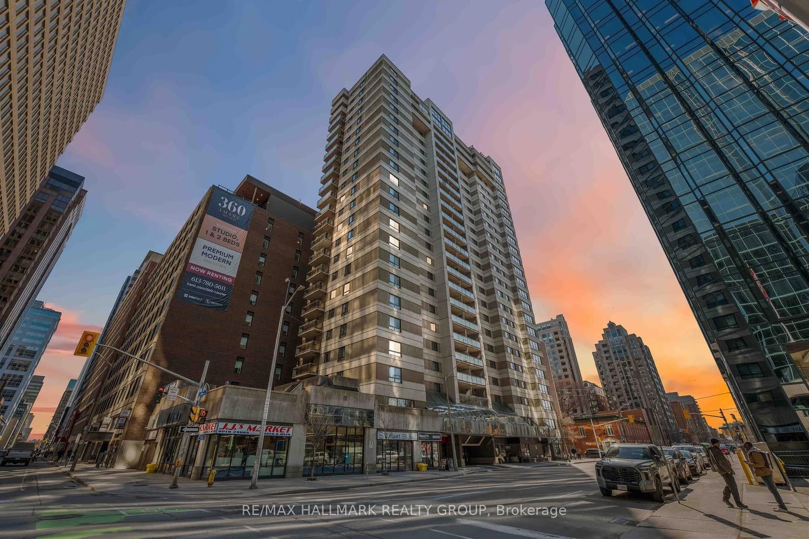 1602 - 199 Kent Street, Ottawa, ON — photo 2