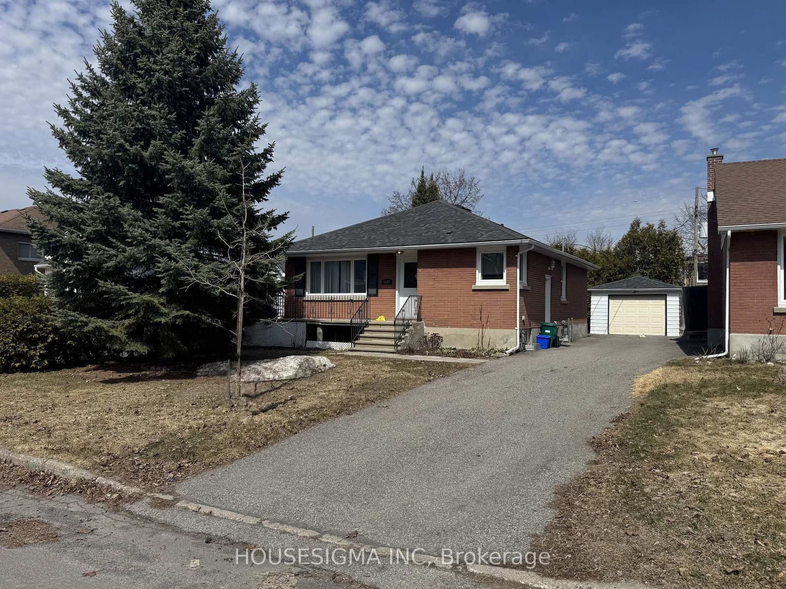 1047 Richard Avenue, Ottawa, ON